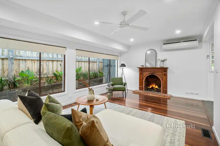 Second view of Homely house listing, 3 Byron Avenue, Lower Plenty VIC 3093