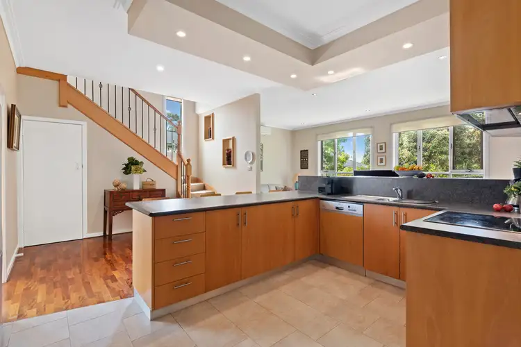 Fifth view of Homely house listing, 6 Wiaktun Crescent, Mount Waverley VIC 3149