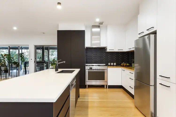 Fourth view of Homely house listing, 31 St Andrews Place, Lake Gardens VIC 3355