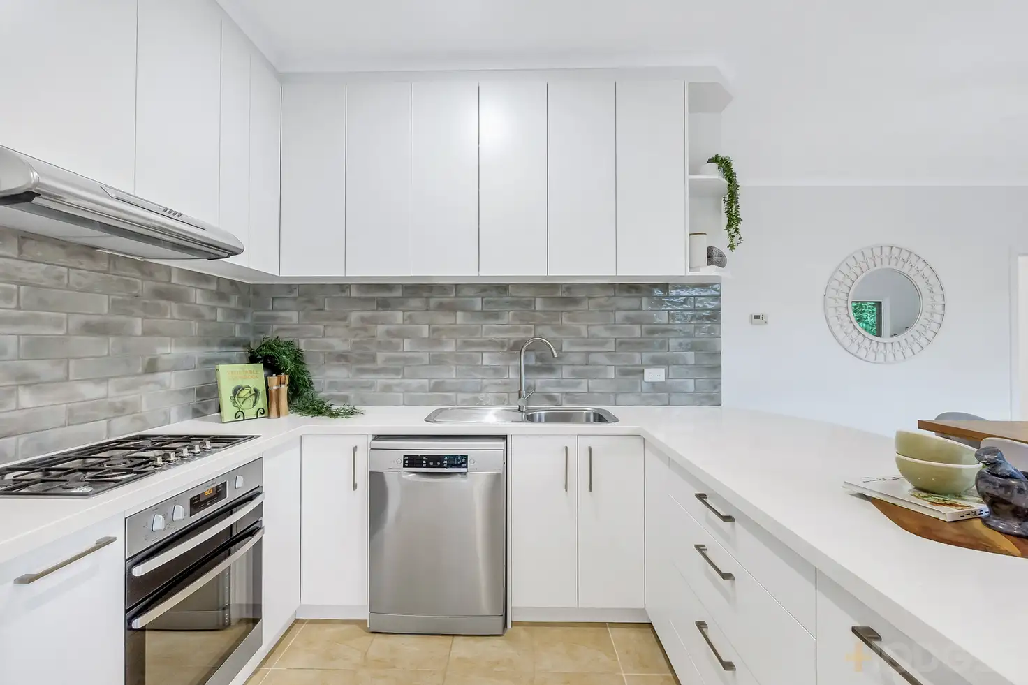 Main view of Homely townhouse listing, 2/64 Balcombe Road, Mentone VIC 3194