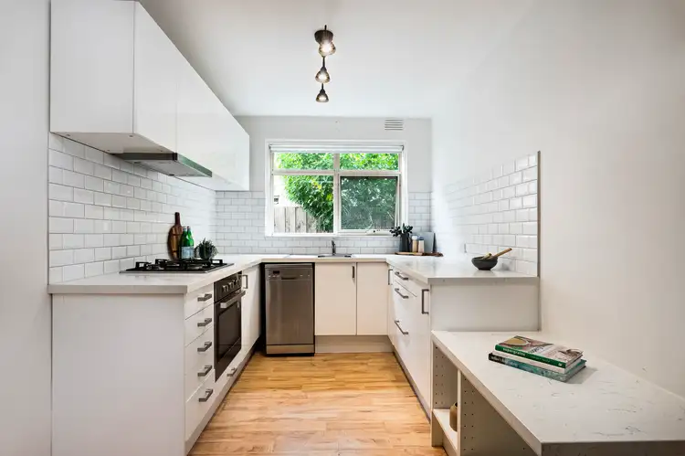 Fourth view of Homely apartment listing, 4/96 Glen Huntly Road, Elwood VIC 3184
