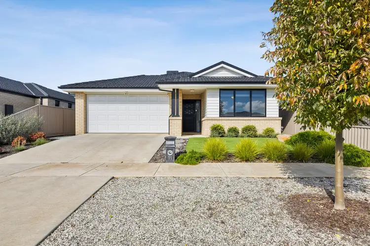 11 Honour Avenue, Winter Valley VIC 3358