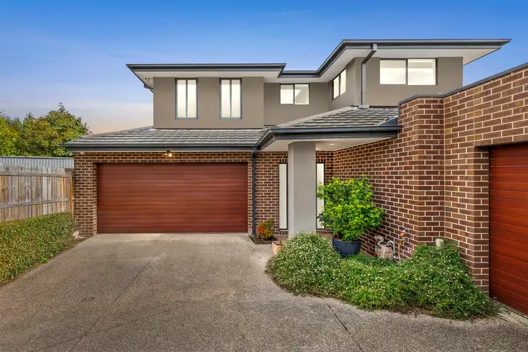 Main view of Homely townhouse listing, 2/32 Woonah Street, Chadstone VIC 3148