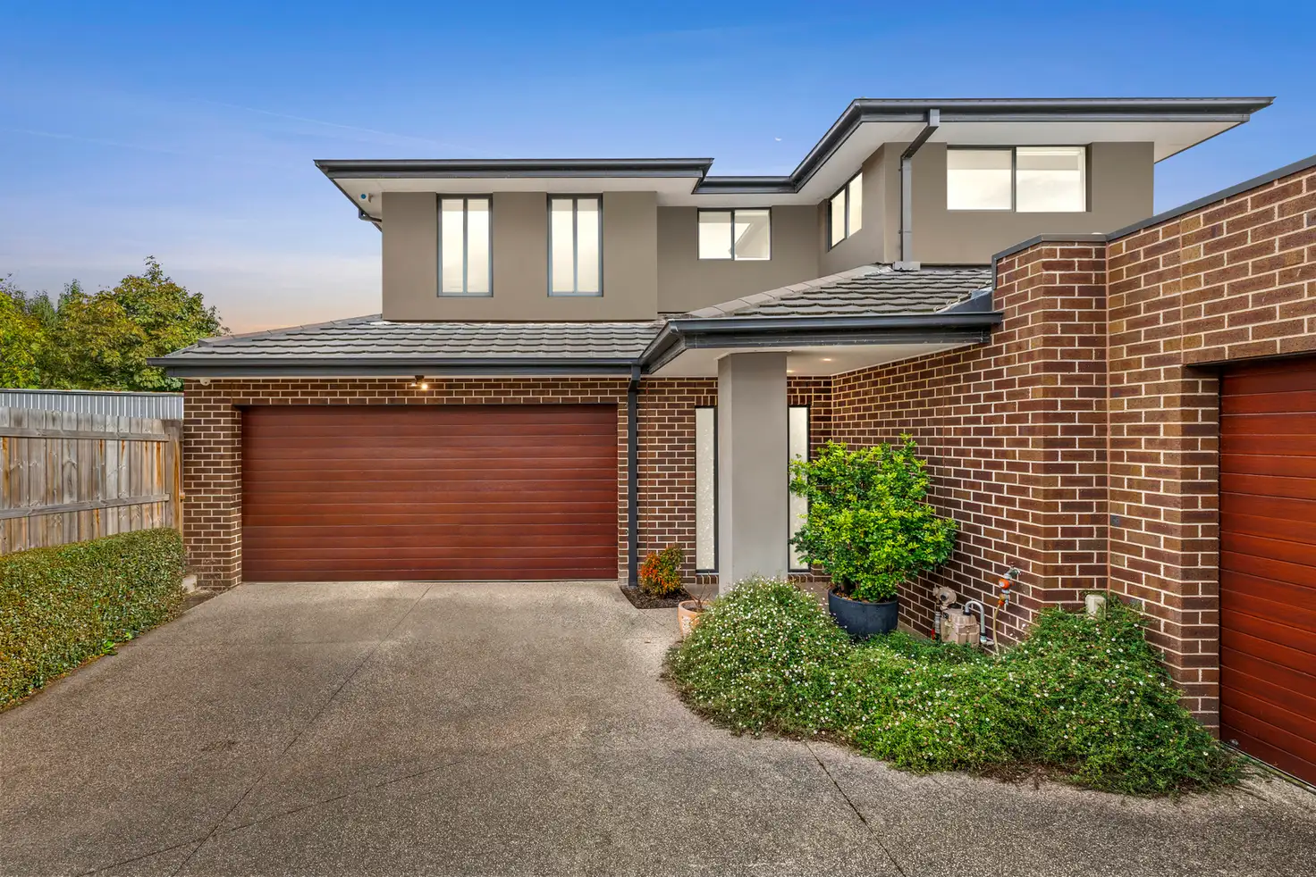 Main view of Homely townhouse listing, 2/32 Woonah Street, Chadstone VIC 3148