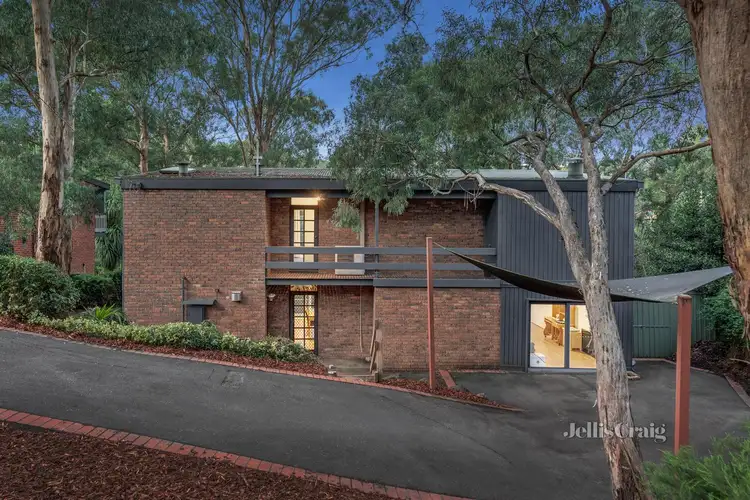 70 Karingal Drive, Eltham North VIC 3095