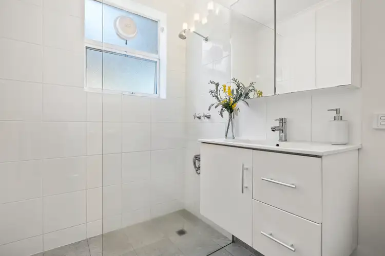 Sixth view of Homely apartment listing, 5/1 Heath Avenue, Oakleigh VIC 3166