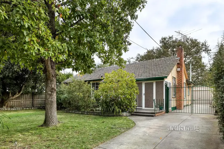 Second view of Homely house listing, 21 Dalveen Road, Ivanhoe VIC 3079