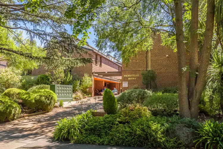 517 Royal Parade