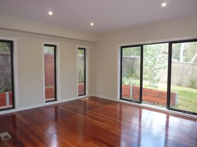 Fifth view of Homely house listing, 5 Raglan Rd, Research VIC 3095