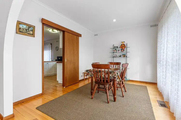 Fifth view of Homely house listing, 5 Windsor Avenue, Alfredton VIC 3350