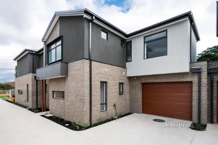 2/92 Power Street, St Albans VIC 3021