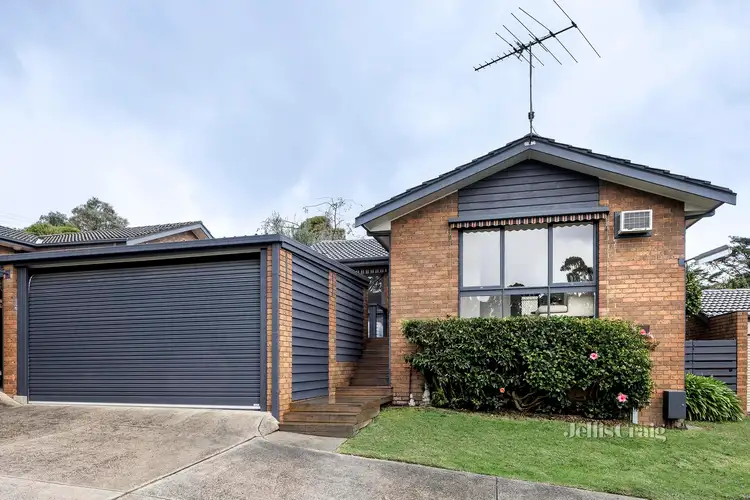 2/63 Para Road, Montmorency VIC 3094