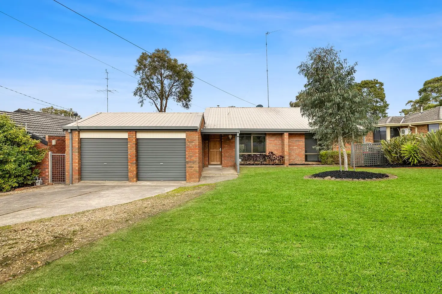 Main view of Homely house listing, 23 Hale Avenue, Mount Clear VIC 3350