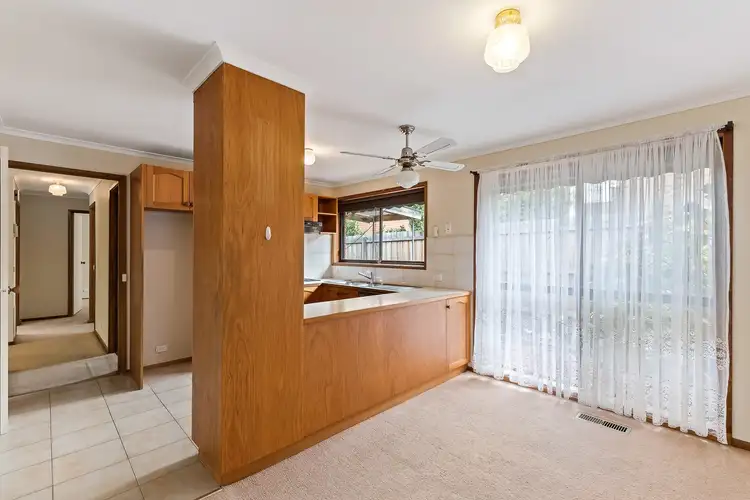 Fifth view of Homely unit listing, 2/10 Cherry Grove, Donvale VIC 3111