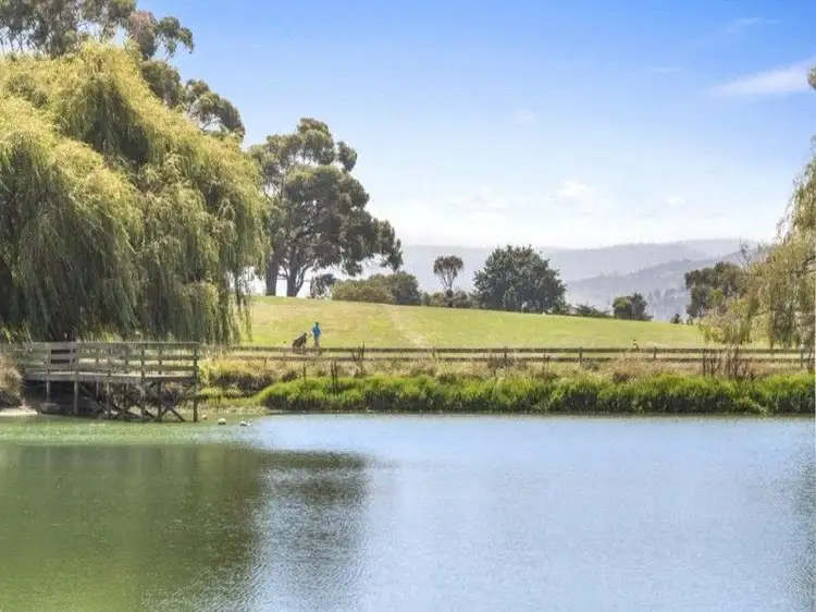 61 Esplanade, Midway Point TAS 7171