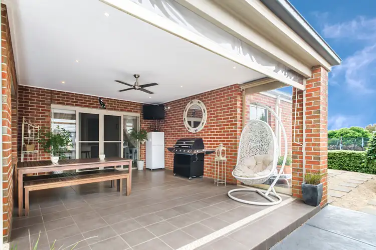 Seventh view of Homely house listing, 7 Bowerbird Place, Sunbury VIC 3429