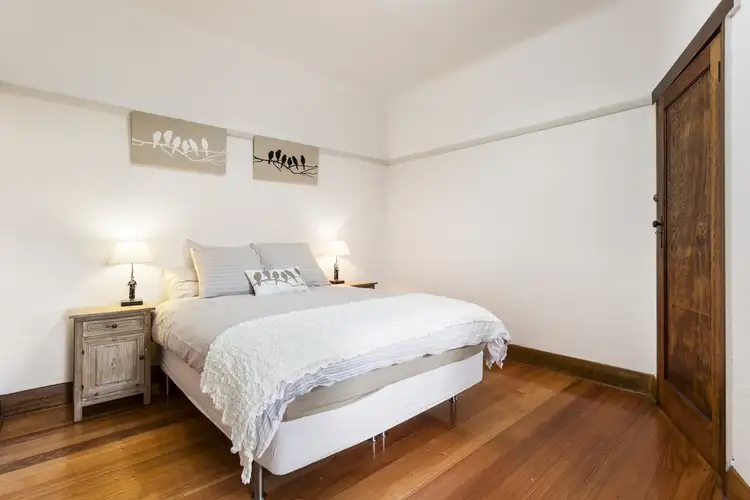 Fourth view of Homely apartment listing, 5/1 Coleridge Street, Elwood VIC 3184