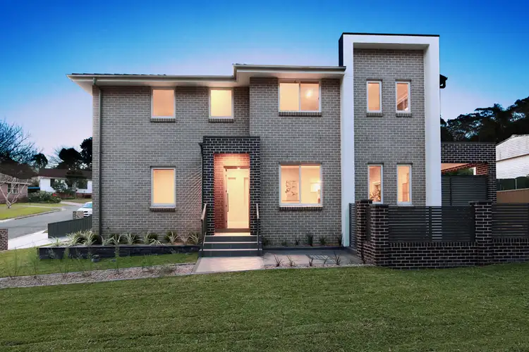 8a Crawford Place, Dundas Valley NSW 2117