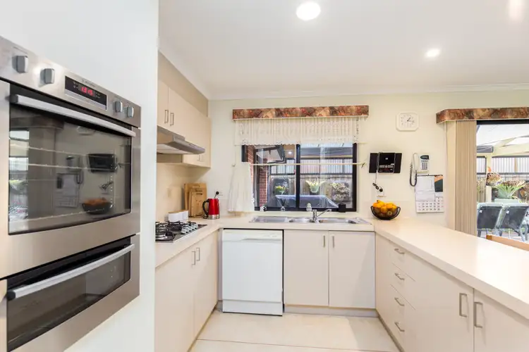 Second view of Homely house listing, 5 Kenmore Close, Hoppers Crossing VIC 3029