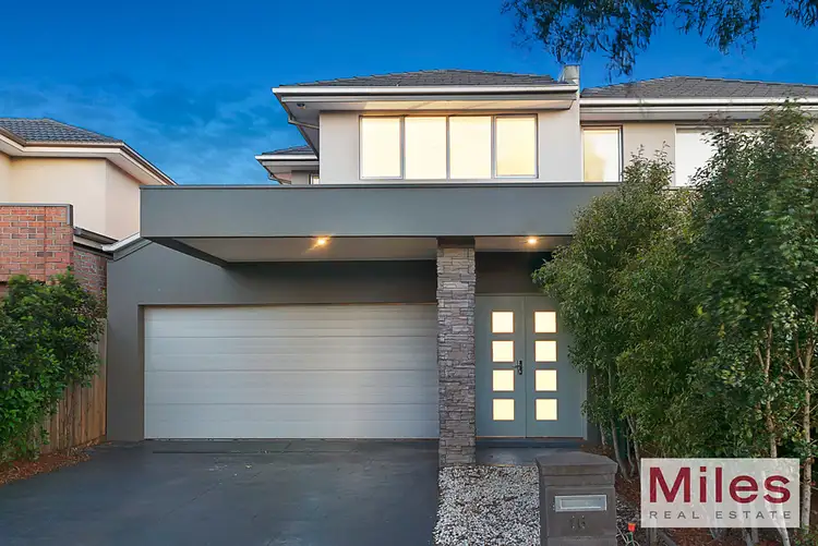 16 Ayton Street, Ivanhoe VIC 3079