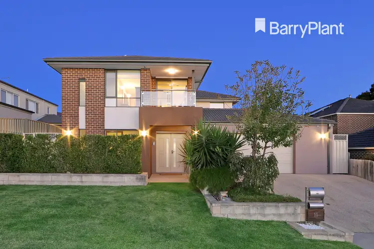 11 Swaran Close, Rowville VIC 3178