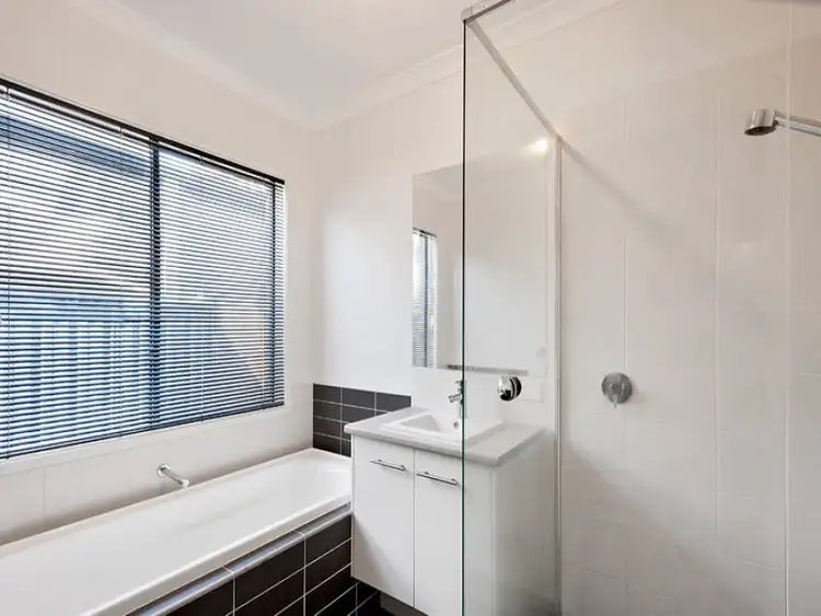 Fifth view of Homely house listing, 28 Dalziel Drive, Mernda VIC 3754
