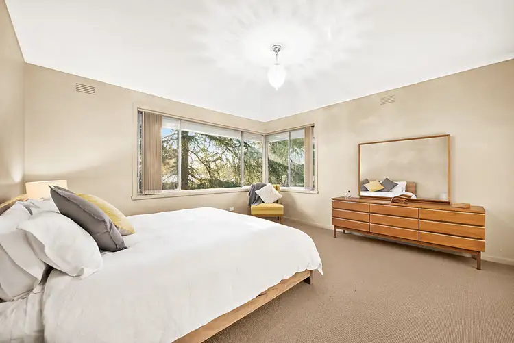 Fifth view of Homely house listing, 32 Fran Crescent, Viewbank VIC 3084