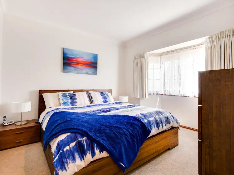 Second view of Homely house listing, 5 Majella Court, Hoppers Crossing VIC 3029