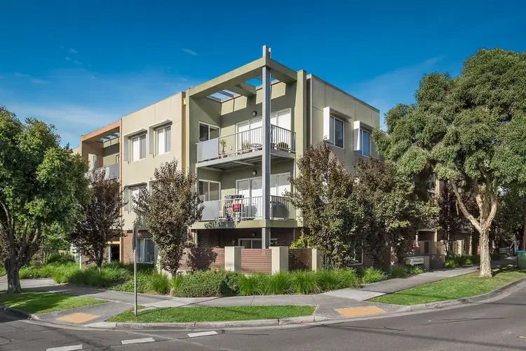 8/26 Bourke Street, Ringwood VIC 3134