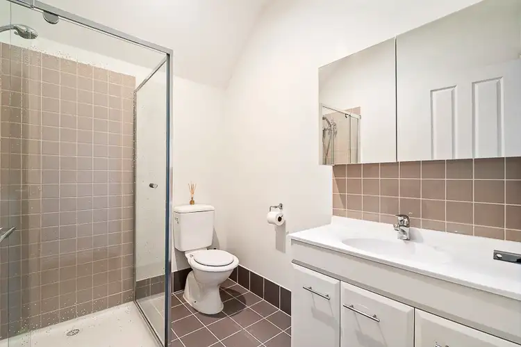 Fifth view of Homely townhouse listing, 4/27 Forster Street, Ivanhoe VIC 3079