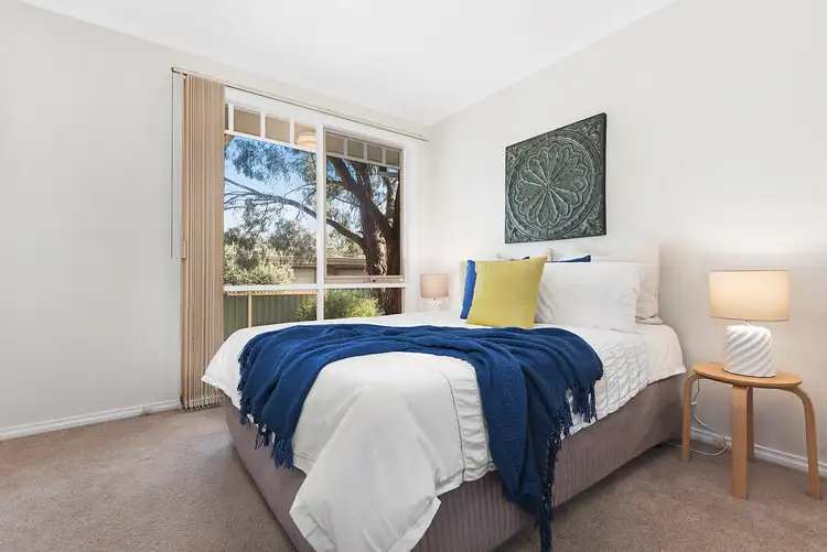 Fifth view of Homely unit listing, 2/6 Aminya Crescent, Yallambie VIC 3085