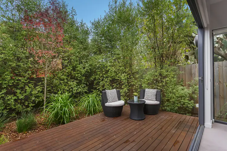 Third view of Homely apartment listing, 2/198 Lower Heidelberg Road, Ivanhoe East VIC 3079