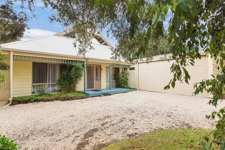 6 Bachli Street, Rye VIC 3941