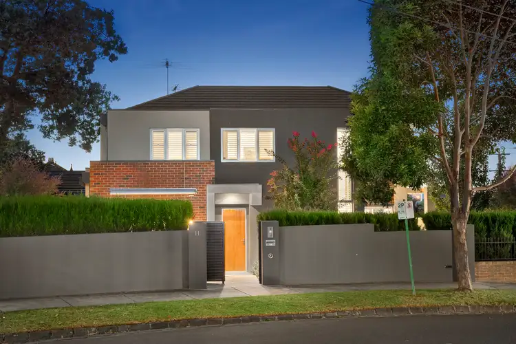 11 Barry  Street, Kew VIC 3101