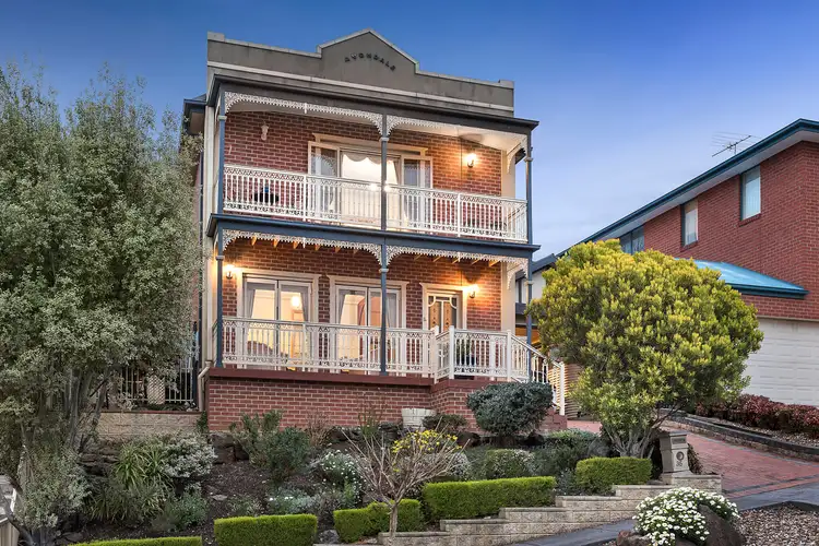 35 Saltwater Crescent, Maribyrnong VIC 3032