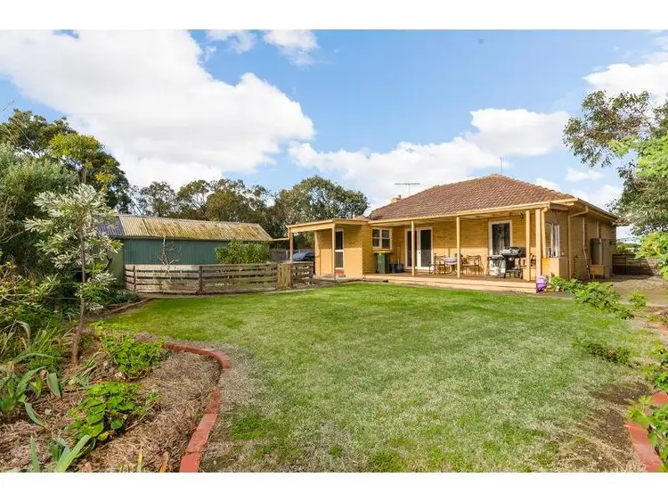 667 Lake Road, Connewarre VIC 3227