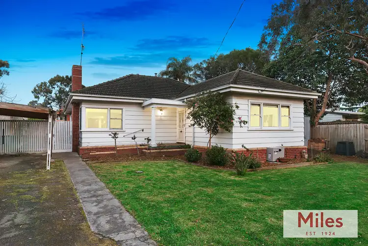 38 Grove Road, Rosanna VIC 3084