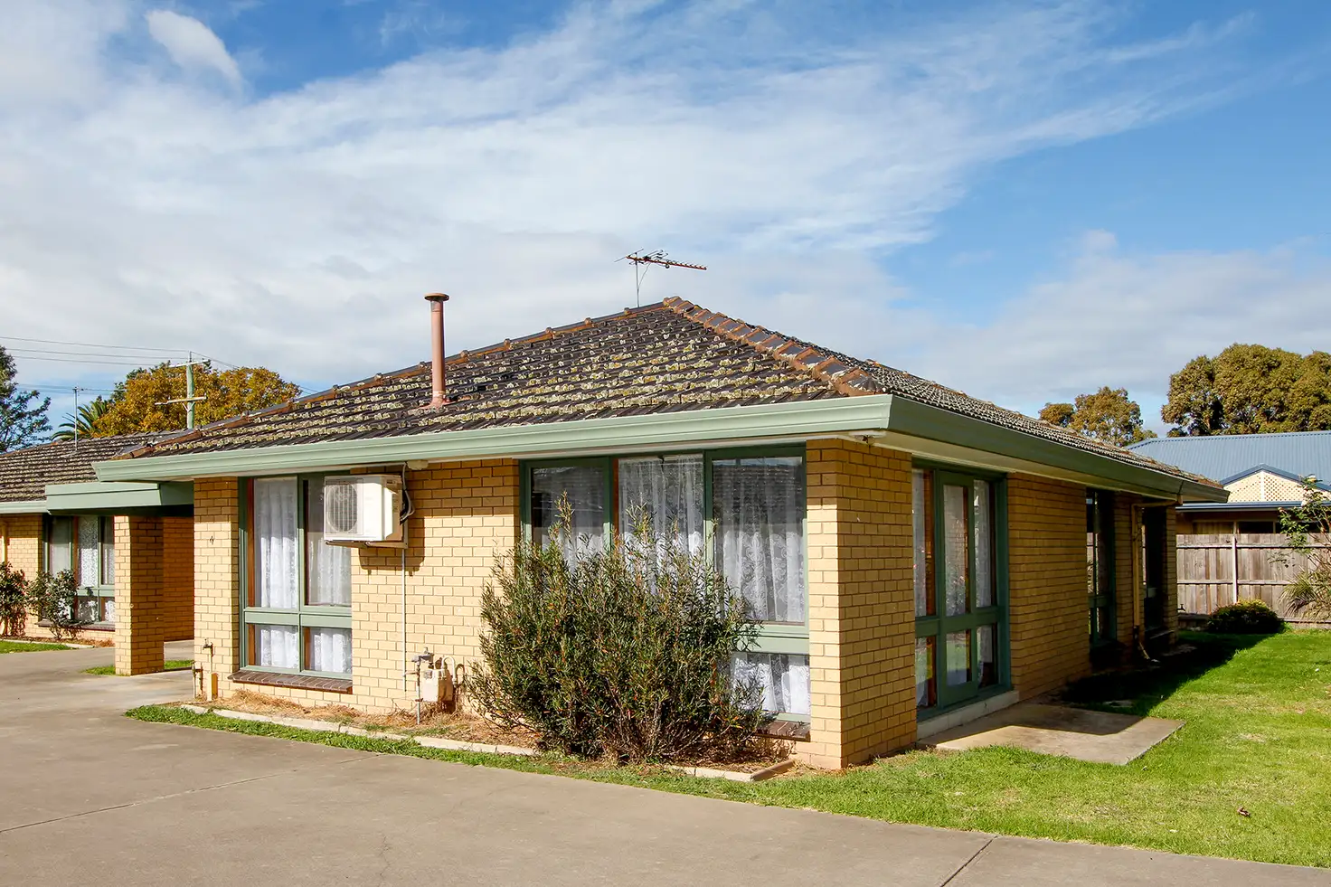 Main view of Homely townhouse listing, 4/427 York Street, Sale VIC 3850