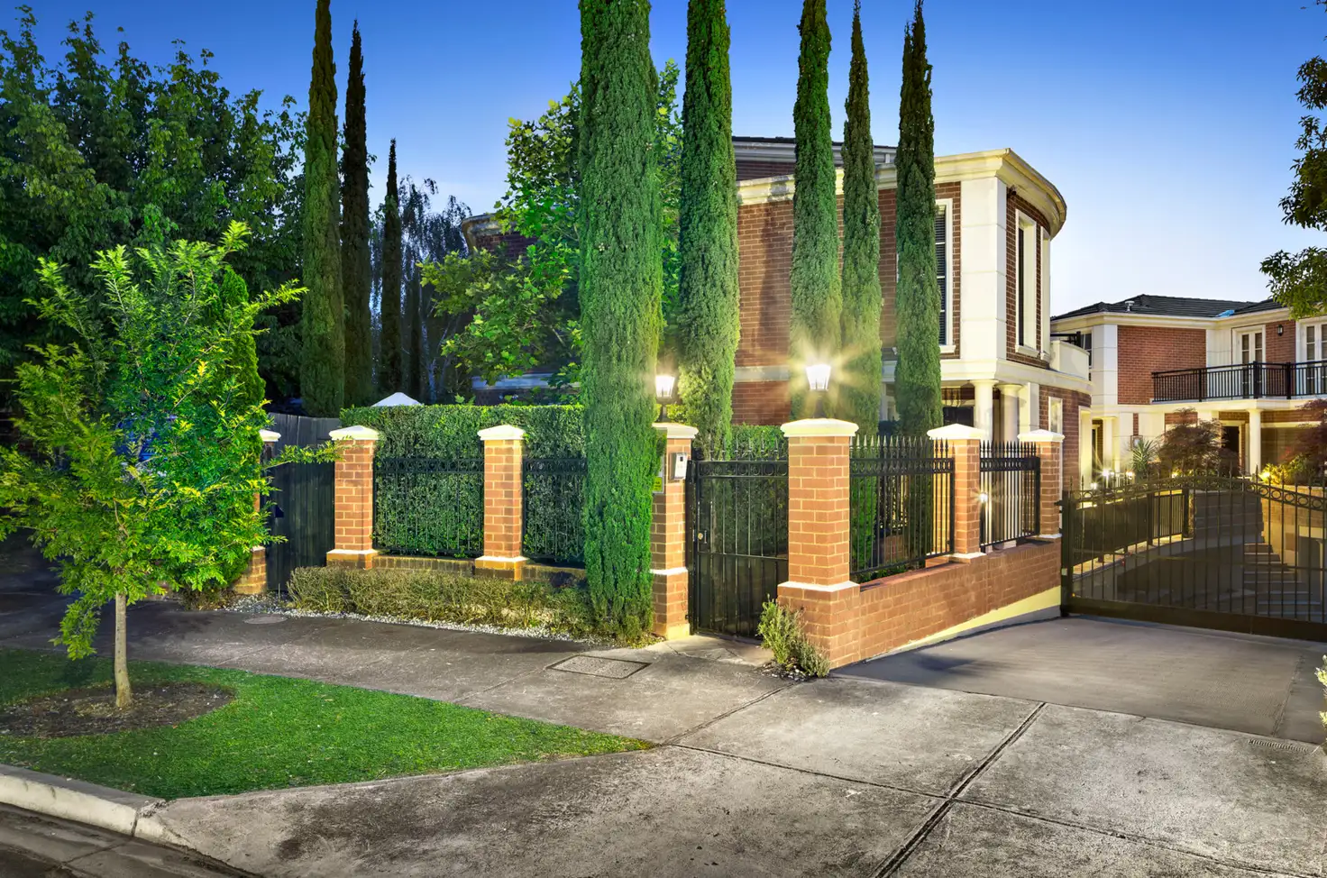 Main view of Homely townhouse listing, 5/10 Lalbert Crescent, Prahran VIC 3181