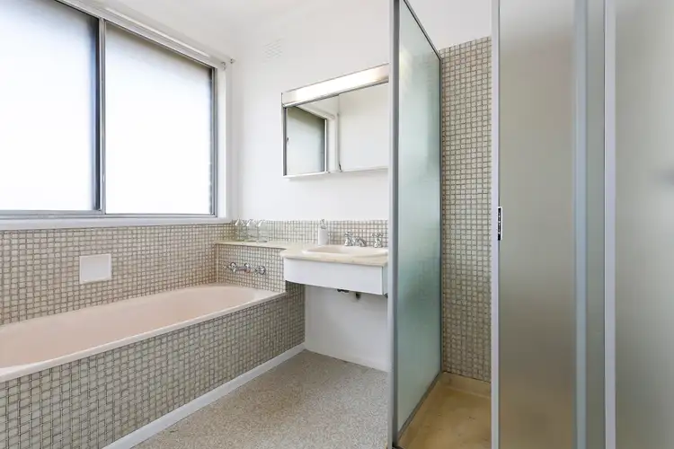 Sixth view of Homely house listing, 6 Bataba Street, Moorabbin VIC 3189