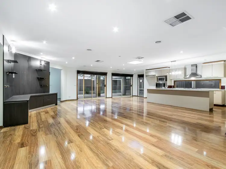Sixth view of Homely house listing, 7 Carisbrook Circuit, Truganina VIC 3029
