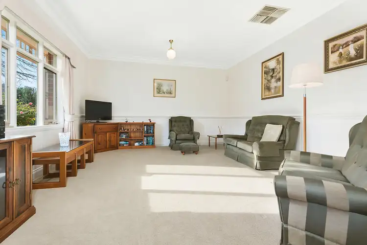 Second view of Homely house listing, 23 Bartram Rise, Viewbank VIC 3084