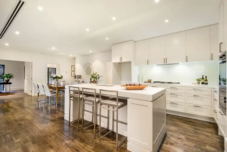 Fourth view of Homely apartment listing, 3/4 Carnarvon Road, Caulfield North VIC 3161