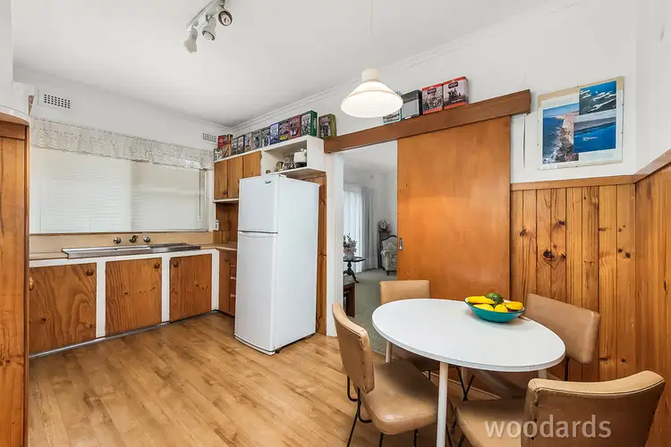 Fifth view of Homely house listing, 2 Dactyl Road, Moorabbin VIC 3189