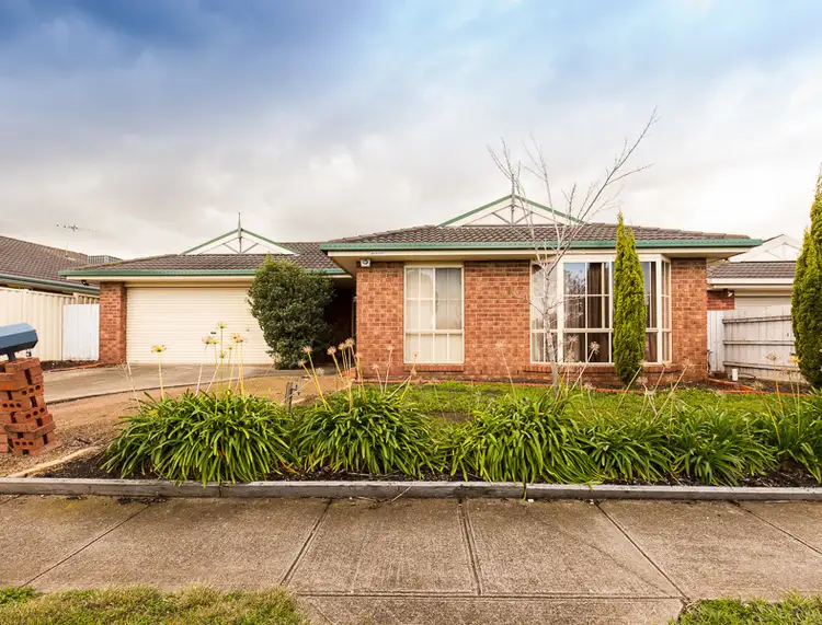 22 Ashton Crescent, Hoppers Crossing VIC 3029