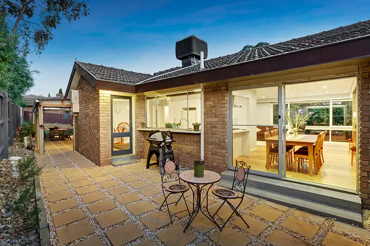Fifth view of Homely house listing, 2 Neville Court, Viewbank VIC 3084
