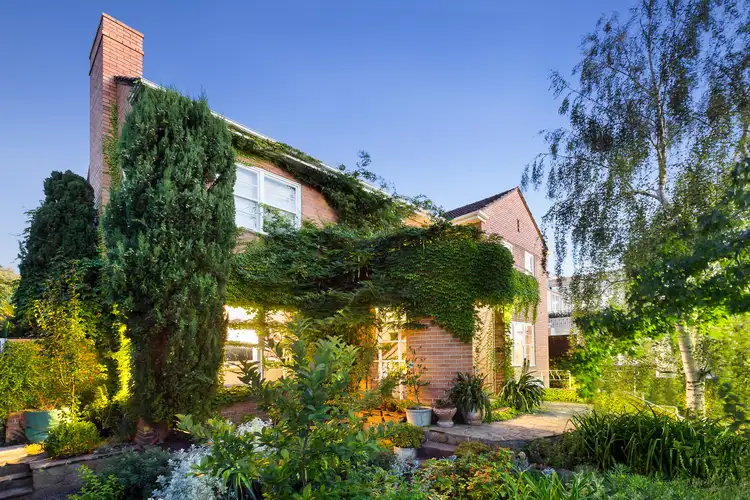 2 & 2A Kilsyth Avenue, Toorak VIC 3142