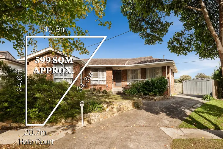 18 Hale Court, Burwood East VIC 3151