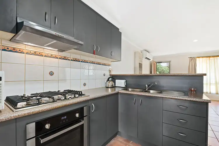 Third view of Homely unit listing, 4/9 Exeter Court, Heidelberg West VIC 3081