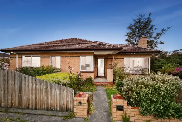 2 Acacia Avenue, Oakleigh South VIC 3167